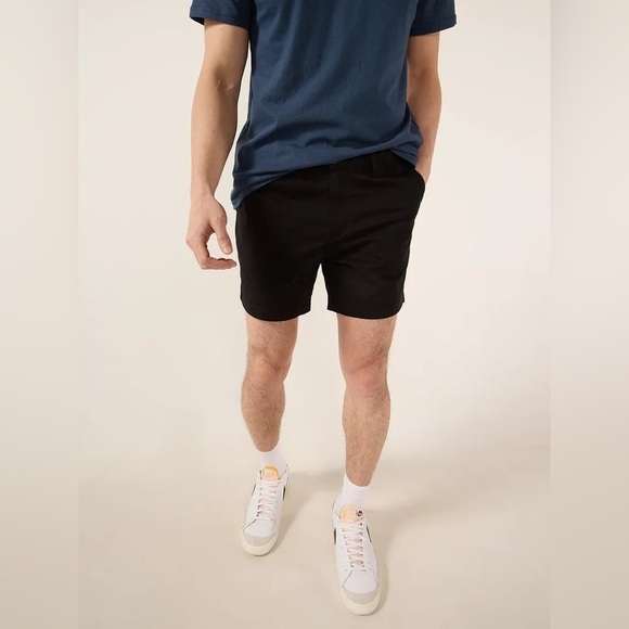 Chubbies Men Small The Dark N Stormies 5.5” Shorts Originals Stretch Twill - Picture 1 of 5